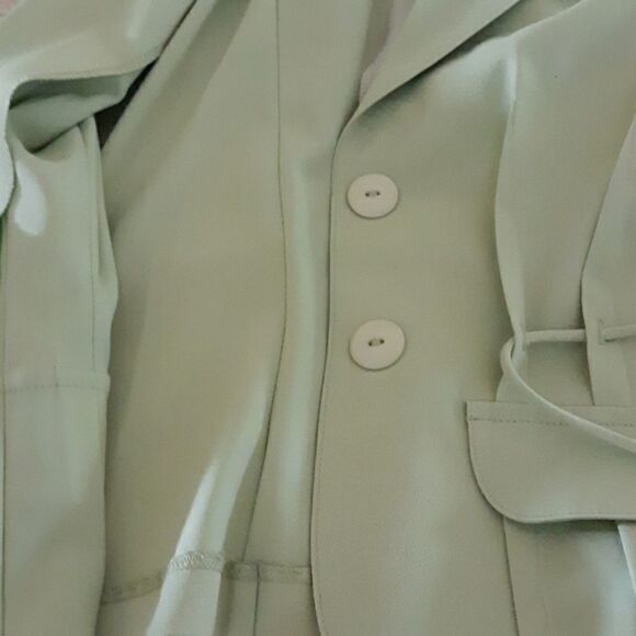 Lime green tabloid jacket size 8 - Picture 7 of 8